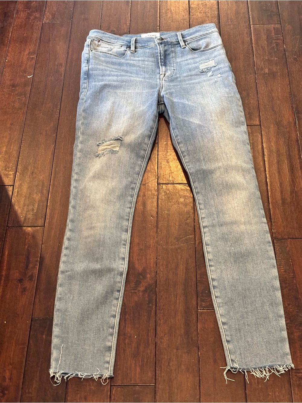 FRAME Le High Skinny Jeans — Size 28